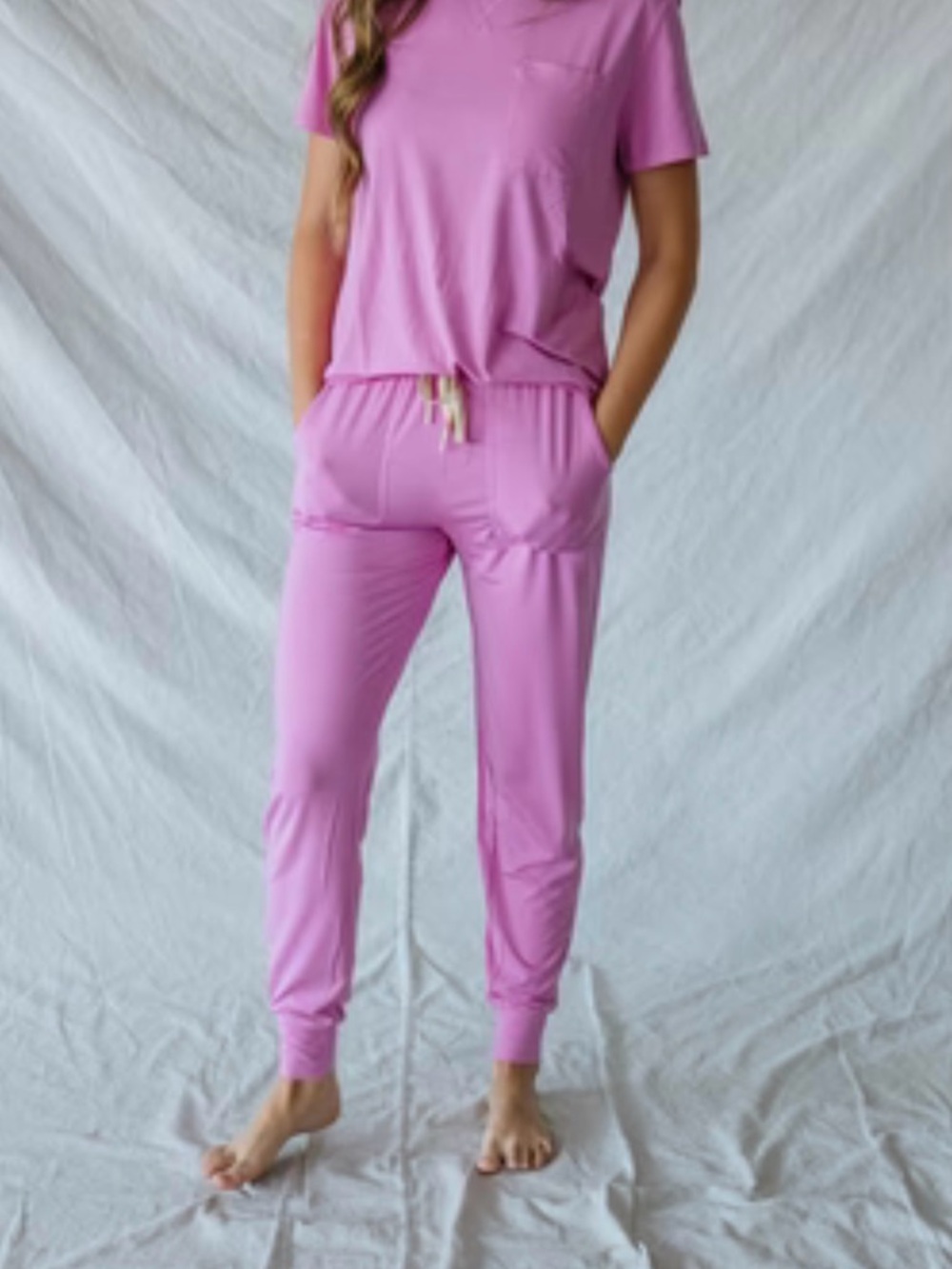 NIB Lates by Kate Jam Short Sleeve Top & Jogger Size Medium in Wild Orchid